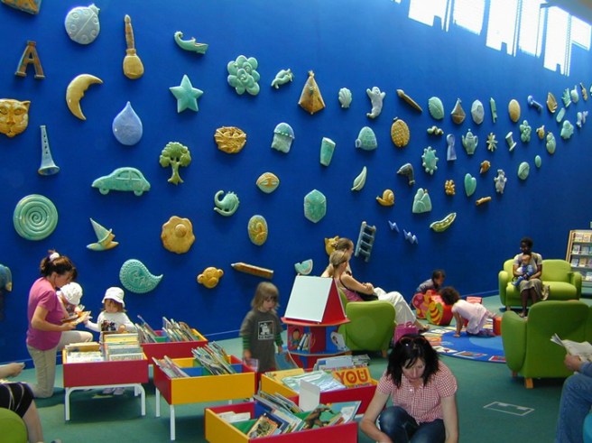 brighton_wall_of_a_thousand_stories